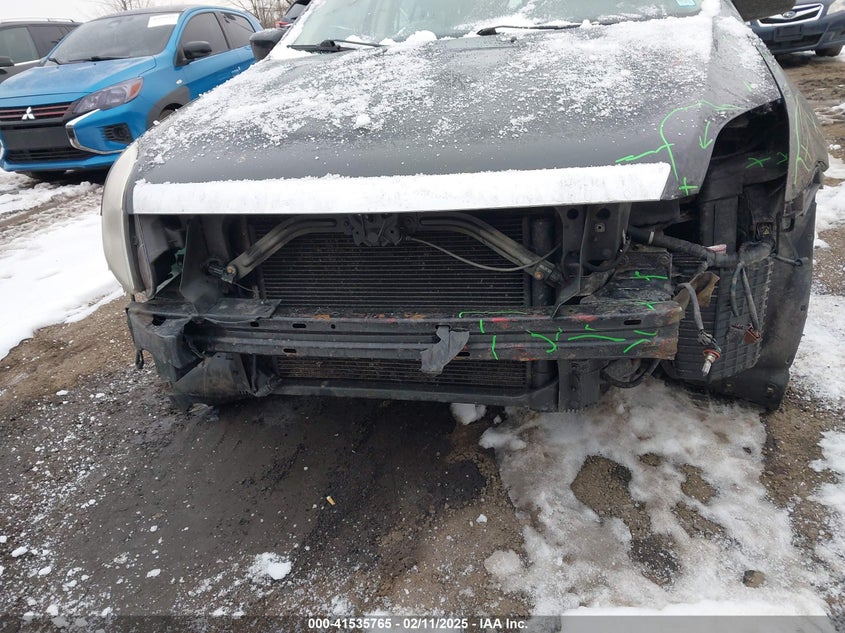 2010 MERCURY MILAN VIN: 3MEHM0JA3AR619030