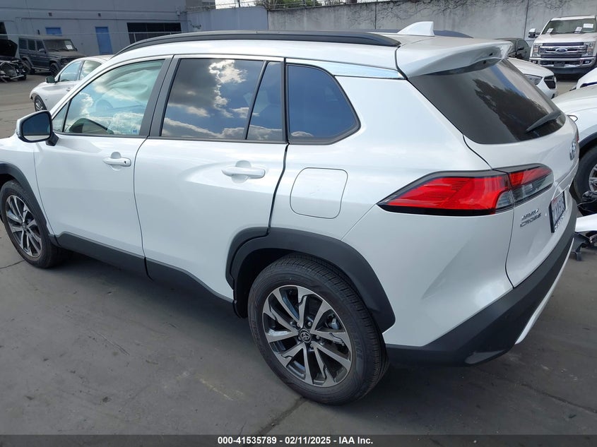 2024 TOYOTA COROLLA CROSS XLE - 7MUDAABG6RV091595
