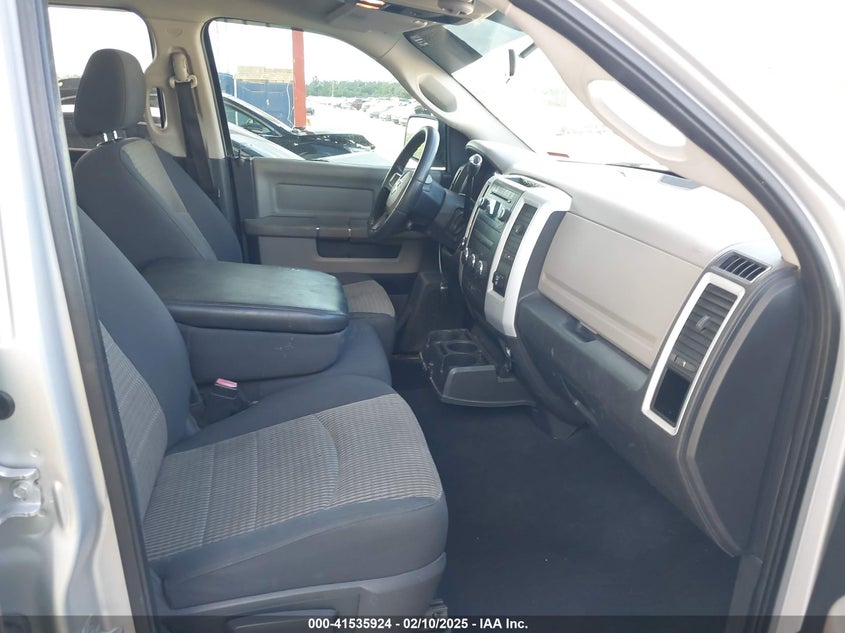 2009 DODGE RAM 1500 VIN: 1D3HV18T89S810106
