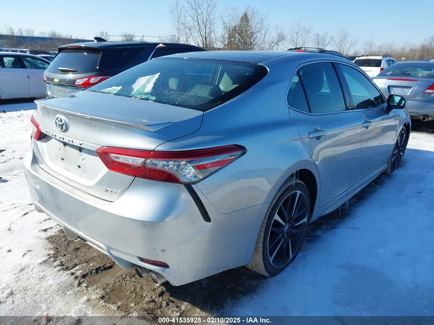 2018 TOYOTA CAMRY VIN: 4T1B61HK3JU027783
