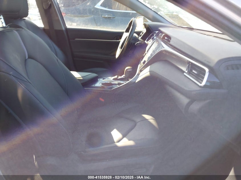 2018 TOYOTA CAMRY VIN: 4T1B61HK3JU027783