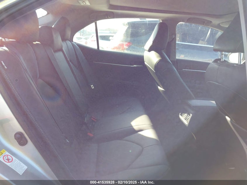 2018 TOYOTA CAMRY VIN: 4T1B61HK3JU027783