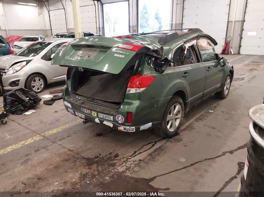 2013 SUBARU OUTBACK 2.5I PREMIUM - 4S4BRBCC2D3324633