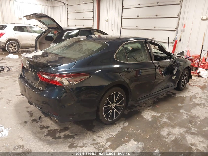 2021 TOYOTA CAMRY VIN: 4T1G11BK1MU029954