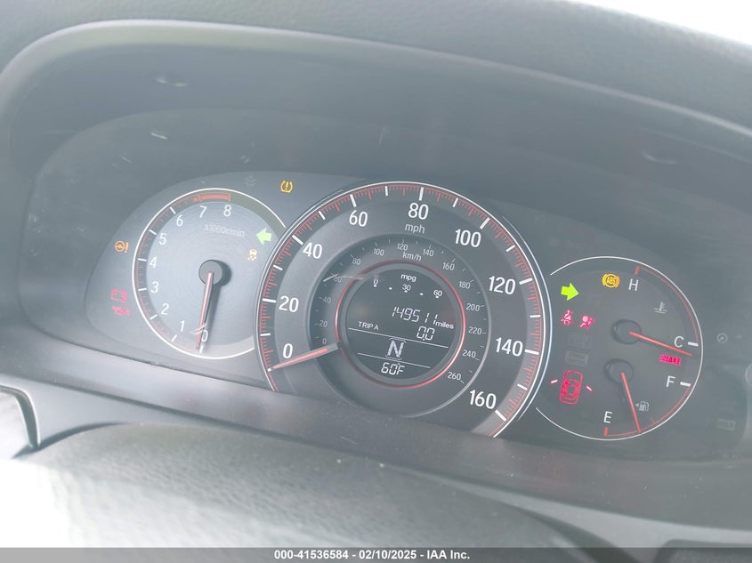 2016 HONDA ACCORD VIN: 1HGCR2F56GA182519