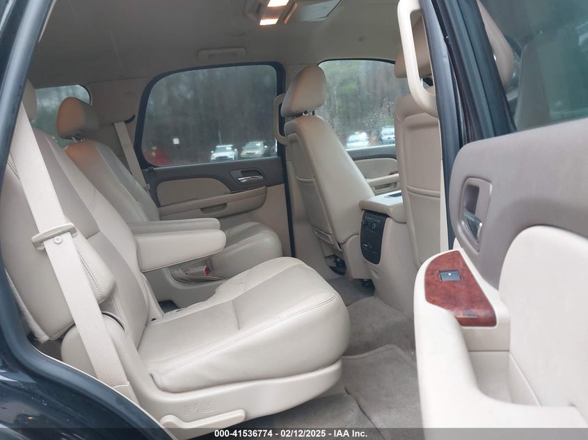 2009 CHEVROLET TAHOE VIN: 1GNFC33J19R282480