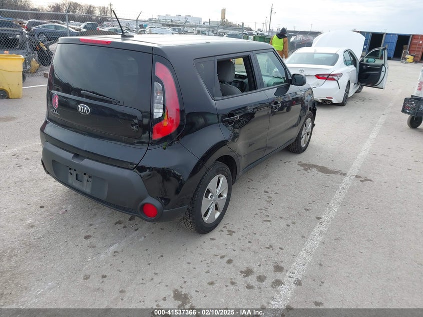 2015 KIA SOUL VIN: KNDJN2A23F7140738