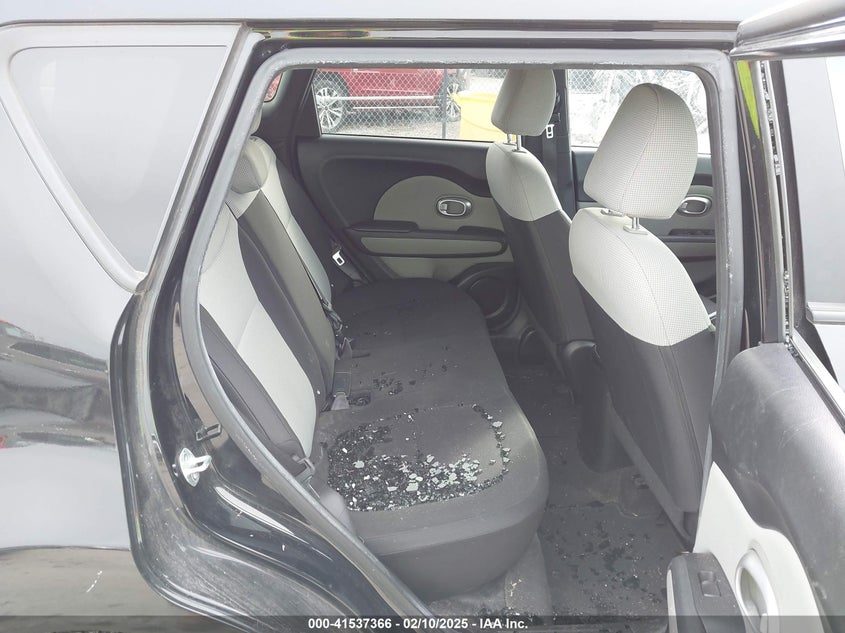 2015 KIA SOUL VIN: KNDJN2A23F7140738