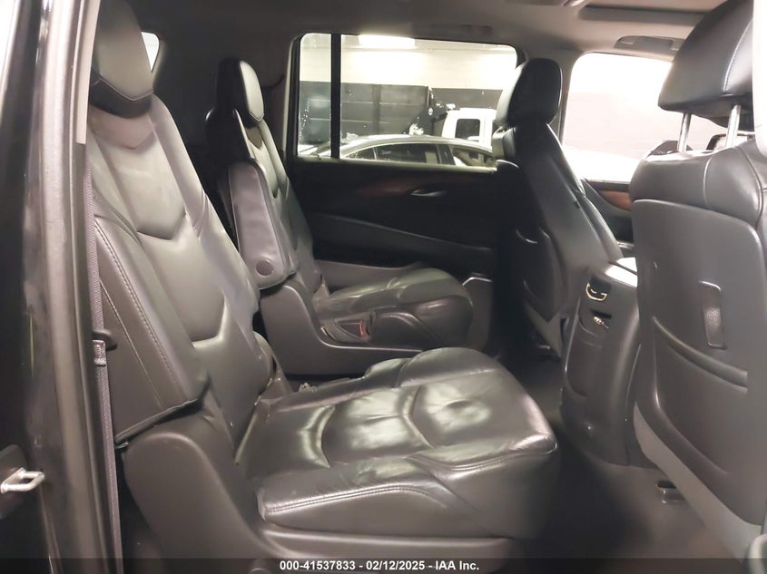2015 CADILLAC ESCALADE ESV VIN: 1GYS4JKJ9FR274868