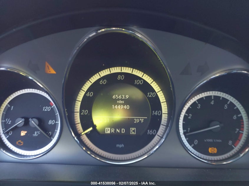 2010 MERCEDES-BENZ C 300 VIN: WDDGF8BB2AF463871