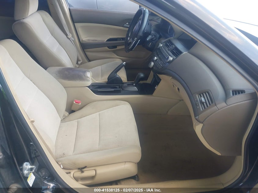 2009 HONDA ACCORD VIN: 1HGCP26379A161590