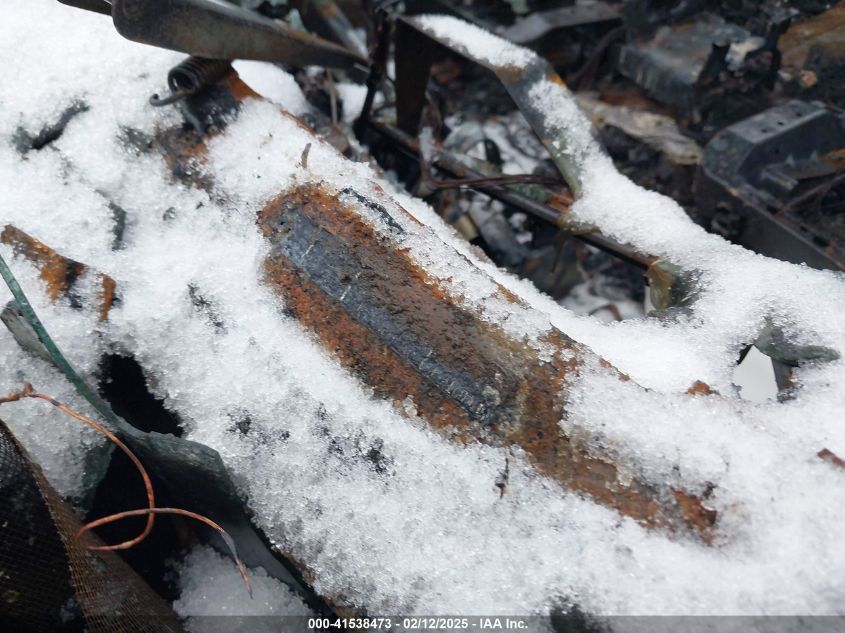 2005 Chevrolet Silverado 1500 Ls/Ls Hybrid/Lt/Work Truck/Z71 VIN: 1GCEK19T55Z142936 Lot: 41538473