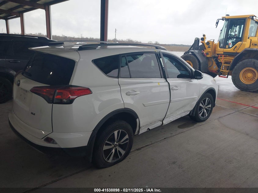2017 TOYOTA RAV4 XLE - 2T3WFREV4HW399939