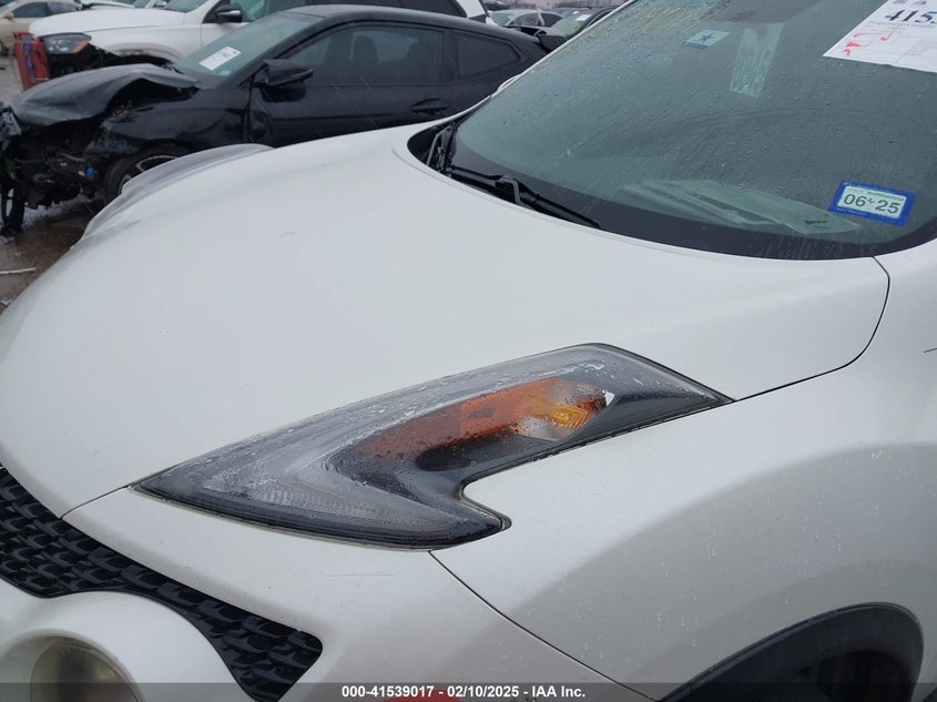 2015 NISSAN JUKE SV - JN8AF5MR9FT507984