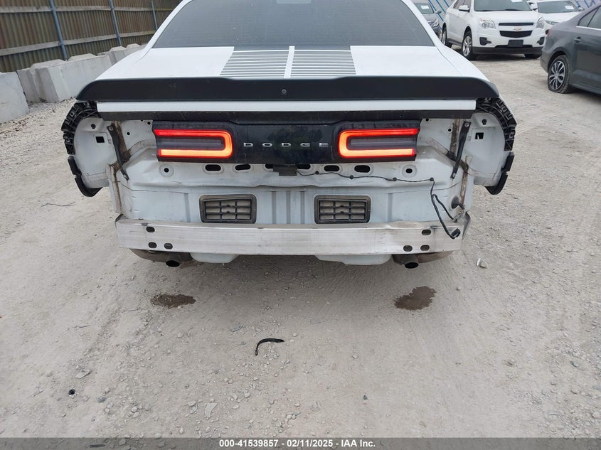 2019 DODGE CHALLENGER VIN: 2C3CDZAG0KH699912