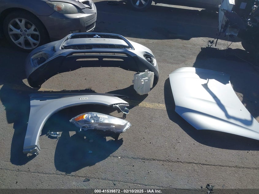 2014 Mitsubishi Outlander Sport Es VIN: 4A4AR3AU5EE012113 Lot: 41539872