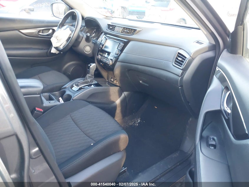 2019 NISSAN ROGUE SV - 5N1AT2MV5KC732182