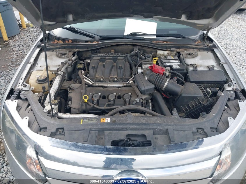 2011 FORD FUSION VIN: 3FAHP0JG8BR280656