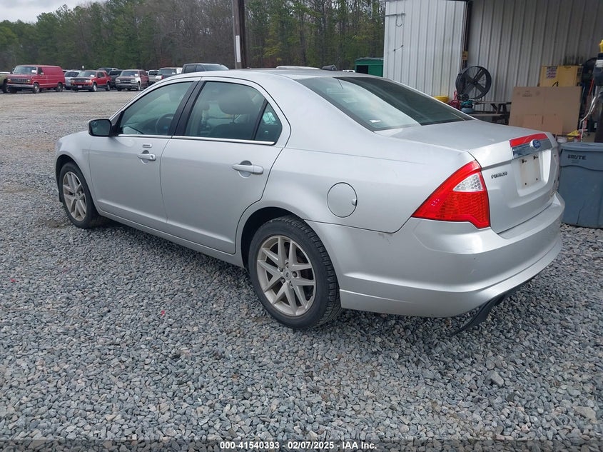 2011 FORD FUSION VIN: 3FAHP0JG8BR280656