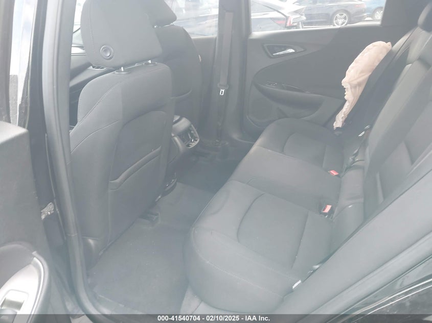 2018 CHEVROLET MALIBU VIN: 1G1ZD5ST1JF290630