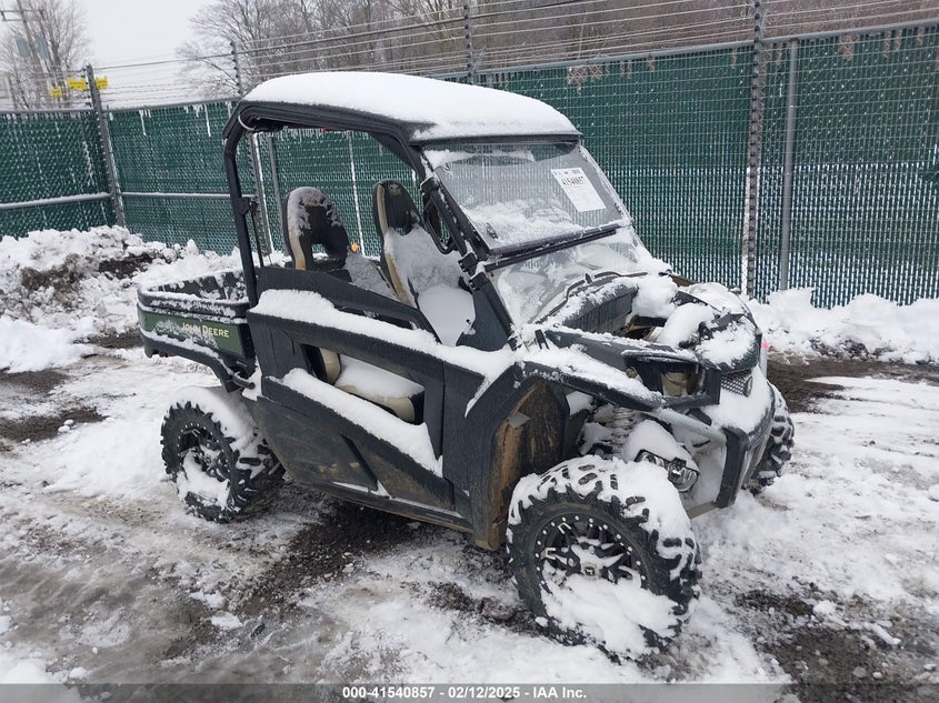 1M0R860MTKM020412 JOHN DEER GATOR R 2019