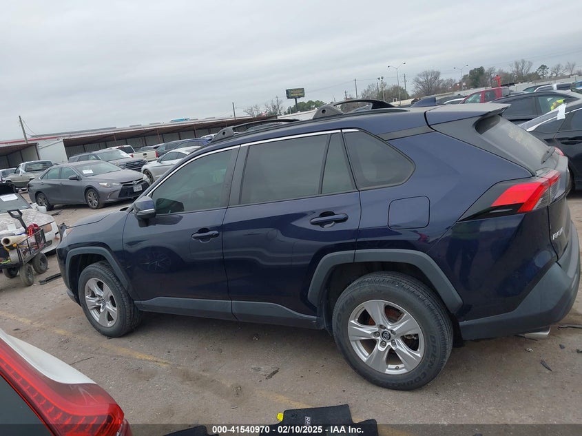 2019 TOYOTA RAV4 XLE - 2T3W1RFV4KC021738