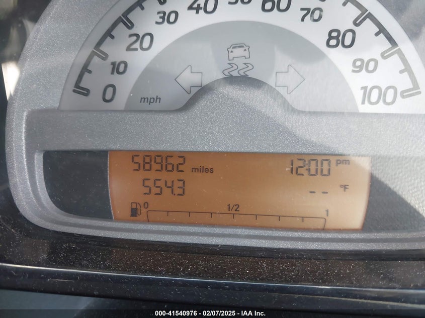 2012 SMART FORTWO VIN: WMEEJ3BA1CK560131