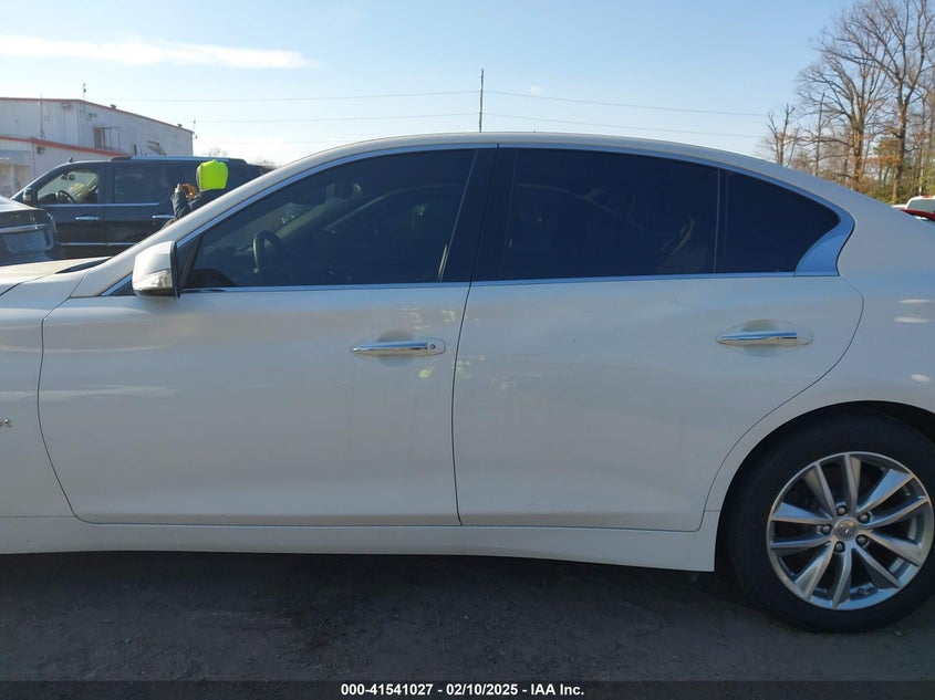 2017 INFINITI Q50 VIN: JN1EV7AR6HM832138