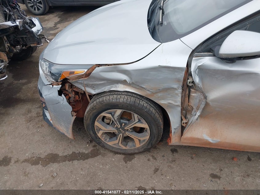 2021 KIA FORTE LXS - 3KPF24AD6ME362733