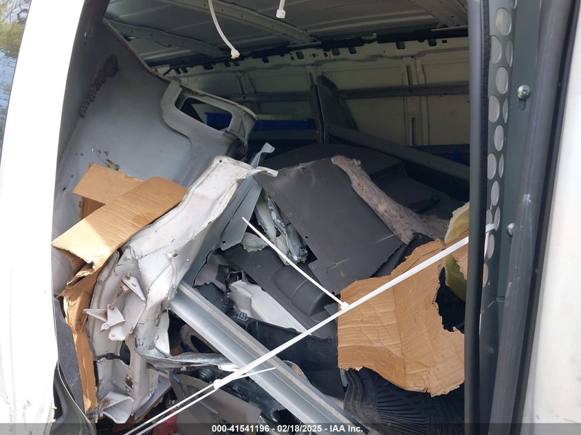 1GCWGFCA5D1181268 2013 CHEVROLET EXPRESS photo no. 8