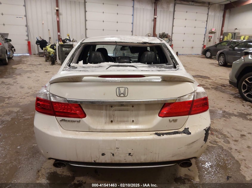 2013 HONDA ACCORD VIN: 1HGCR3F88DA800340