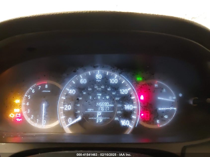 2013 HONDA ACCORD VIN: 1HGCR3F88DA800340