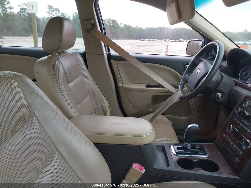 2008 FORD TAURUS VIN: 1FAHP24W48G106405
