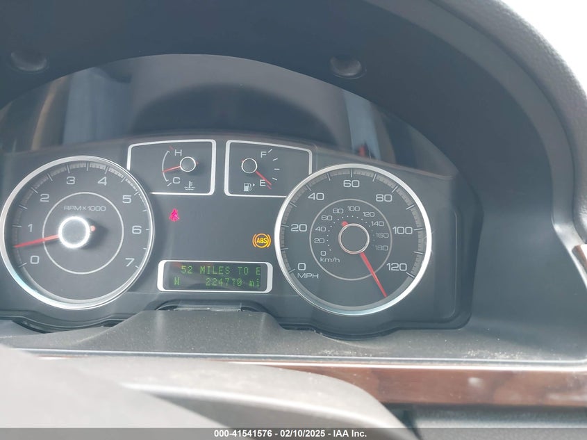 2008 FORD TAURUS VIN: 1FAHP24W48G106405