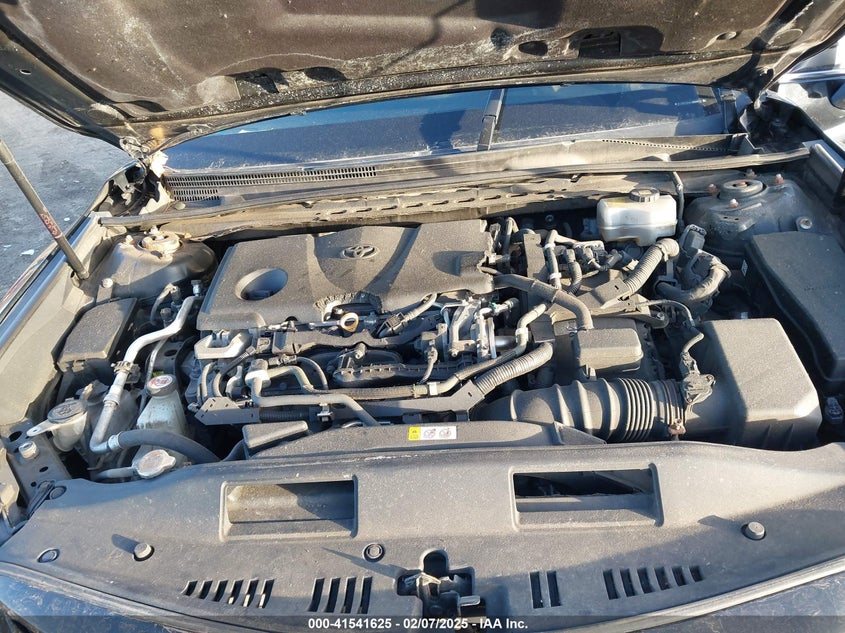 2018 TOYOTA CAMRY HYBRID VIN: 4T1B21HK8JU500072