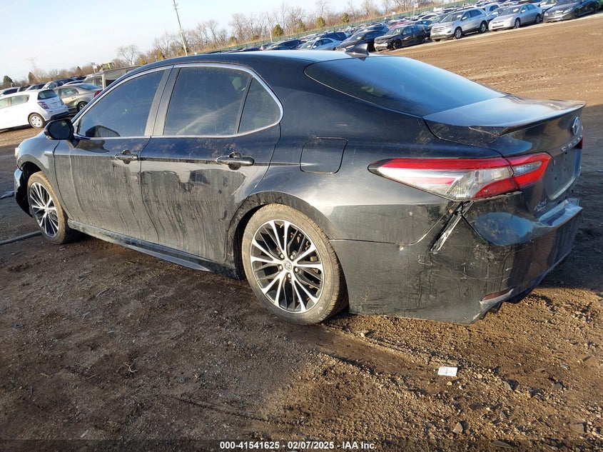 2018 TOYOTA CAMRY HYBRID VIN: 4T1B21HK8JU500072