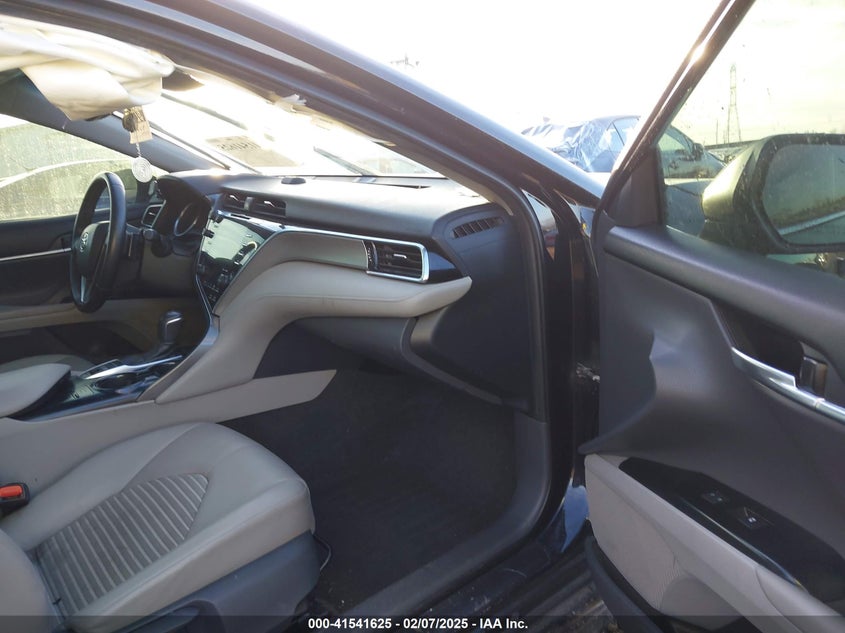 2018 TOYOTA CAMRY HYBRID VIN: 4T1B21HK8JU500072