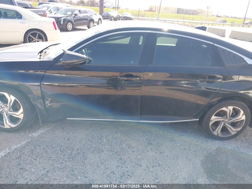 2018 HONDA ACCORD VIN: 1HGCV1F58JA137403