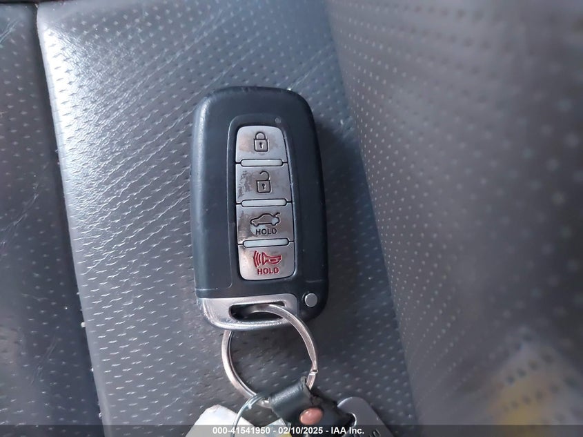 2013 HYUNDAI SONATA VIN: 5NPEC4AC6DH583809