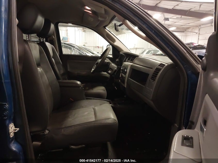 2008 DODGE DAKOTA VIN: 1D7HW58N08S637068