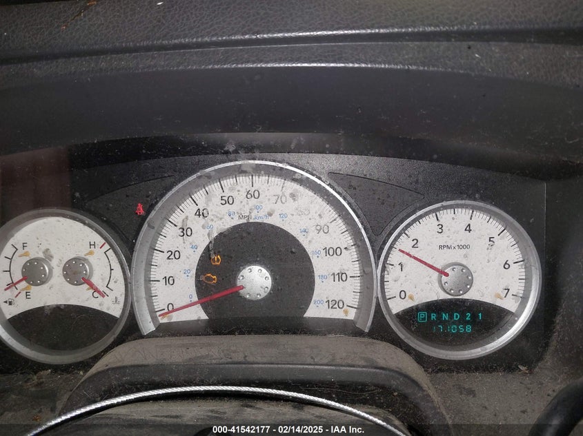 2008 DODGE DAKOTA VIN: 1D7HW58N08S637068