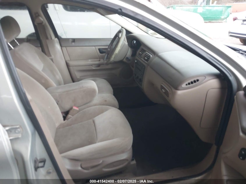 2006 FORD TAURUS VIN: 1FAFP53U86A212056