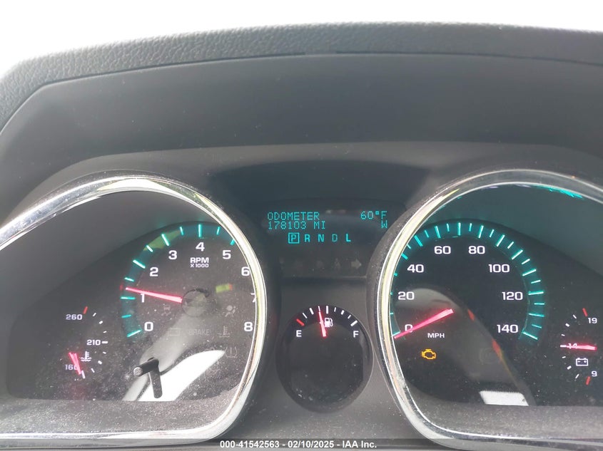 2011 CHEVROLET TRAVERSE VIN: 1GNKRLED8BJ186211
