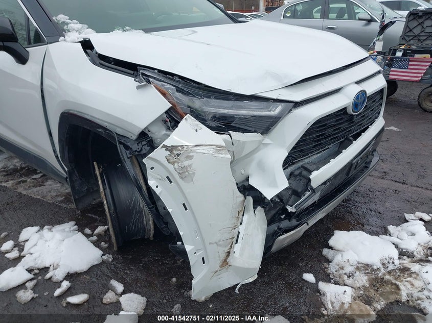 2024 TOYOTA RAV4 XSE - JTME6RFV2RD560488