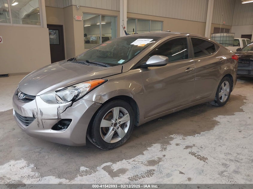 2012 HYUNDAI ELANTRA VIN: 5NPDH4AE1CH132235