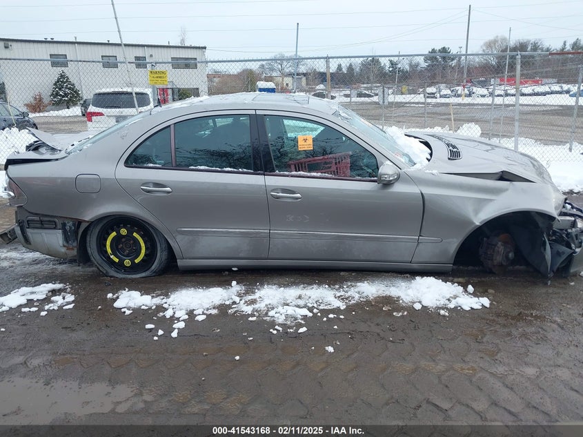 2005 Mercedes-Benz E VIN: WDBUF70J75A72377 Lot: 41543168