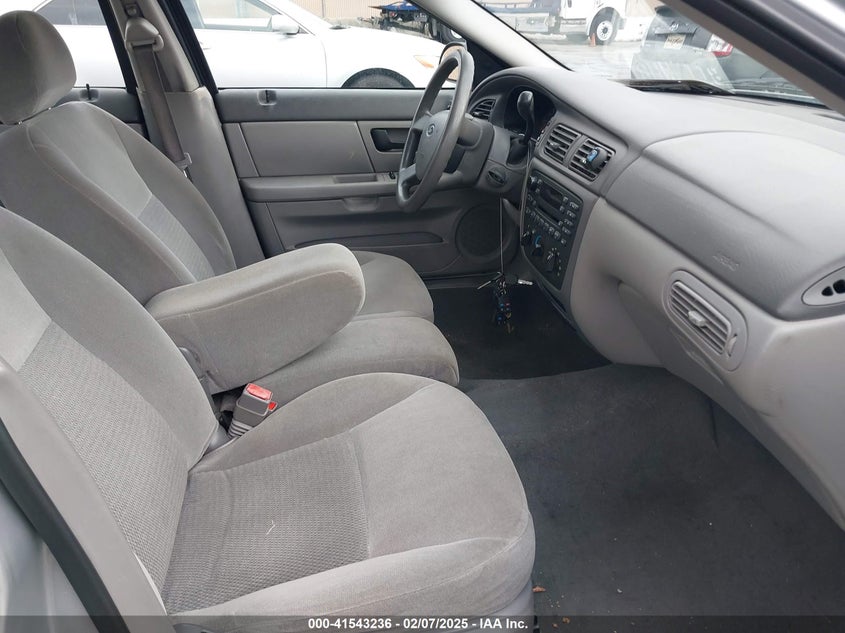 2007 FORD TAURUS VIN: 1FAFP53U27A107658