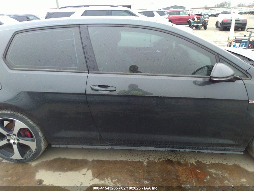 2015 VOLKSWAGEN GOLF GTI 2.0T SE 2-DOOR - 3VWTT7AU5FM057828