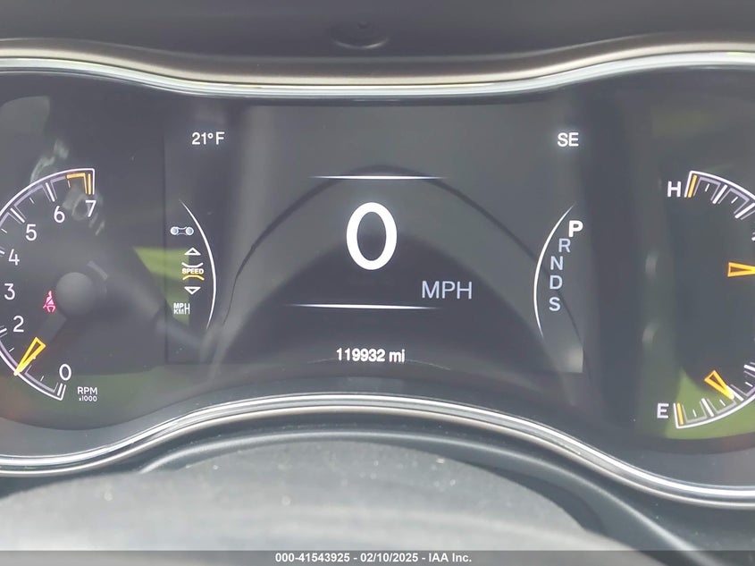 2015 JEEP GRAND CHEROKEE VIN: 1C4RJFBG5FC103813