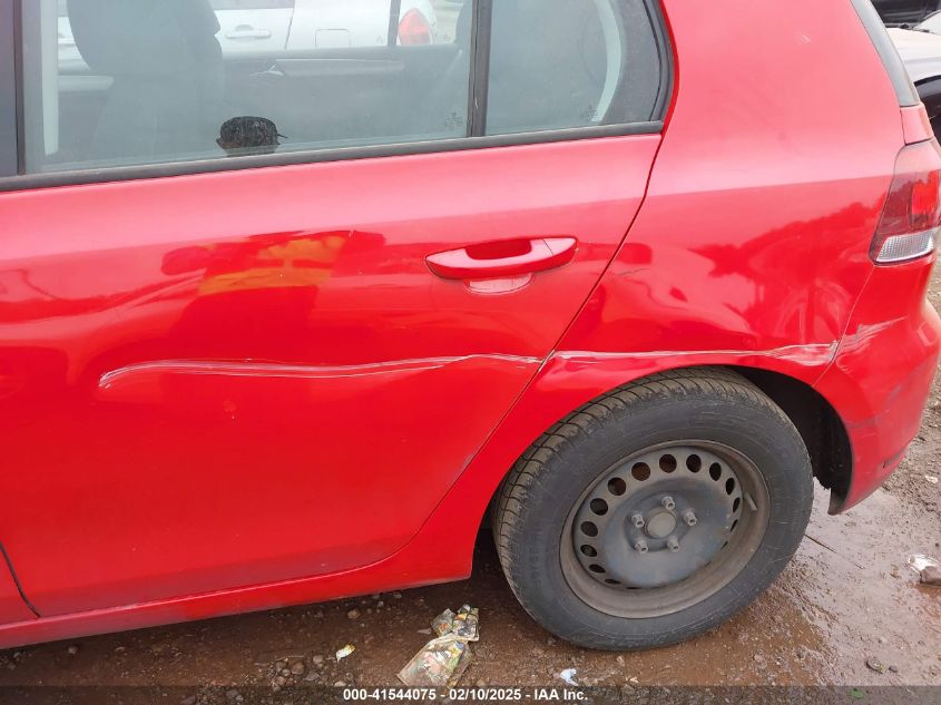 2011 Volkswagen Golf 2.5L 4-Door VIN: WVWDA7AJ1BW330678 Lot: 41544075